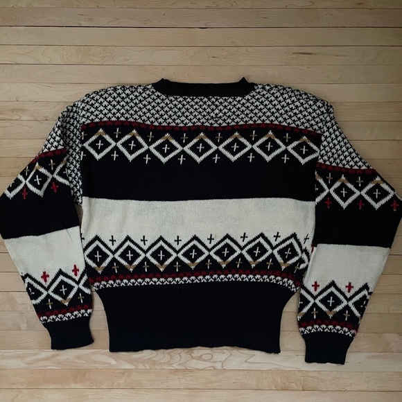 Vintage Christopher & Banks embroidered Ski sweater - Picture 3 of 7